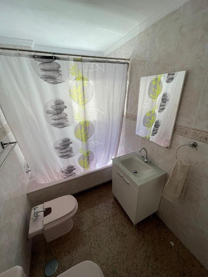 Encantadora Habitacion Privada Cerca Del Mar Málaga Exterior foto