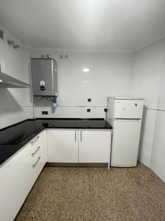 Encantadora Habitacion Privada Cerca Del Mar Málaga Exterior foto