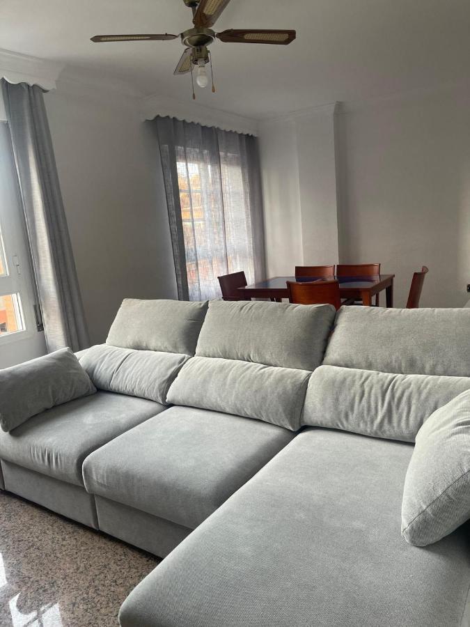 Encantadora Habitacion Privada Cerca Del Mar Málaga Exterior foto